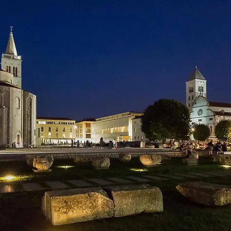 Rade Luxury 아파트 *