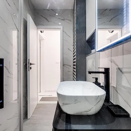 Rade Luxury 자다르