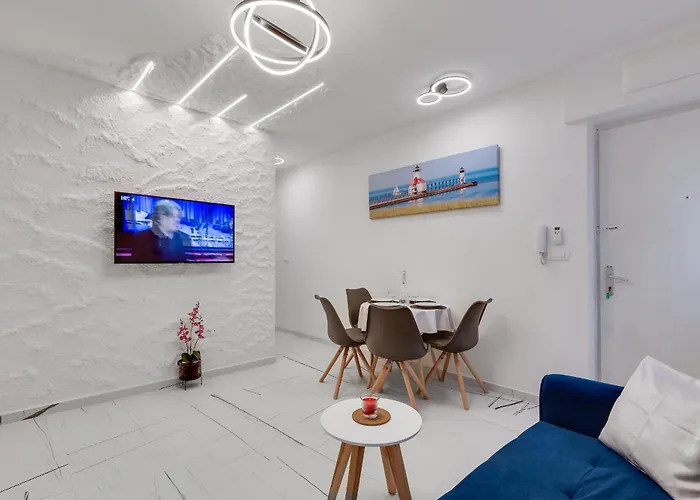 Rade Luxury Apartman *